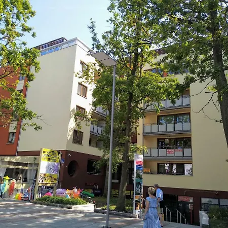 Apartament Rodzinny 200M Do Morza Kolobrzeg Exterior photo