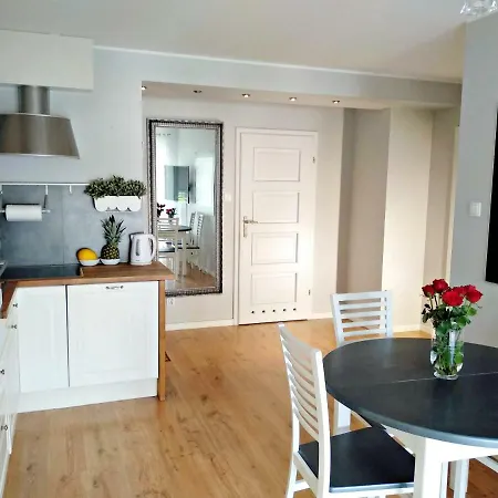 Apartament Rodzinny 200M Do Morza Kolobrzeg Exterior photo